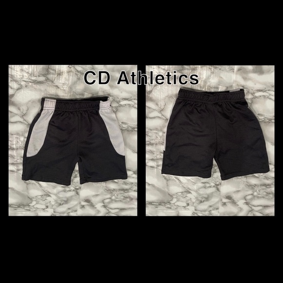 4 pairs of size 2T shorts - Picture 5 of 5